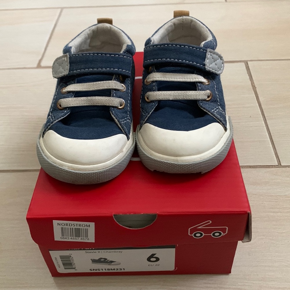See kai run shoes infant/toddler